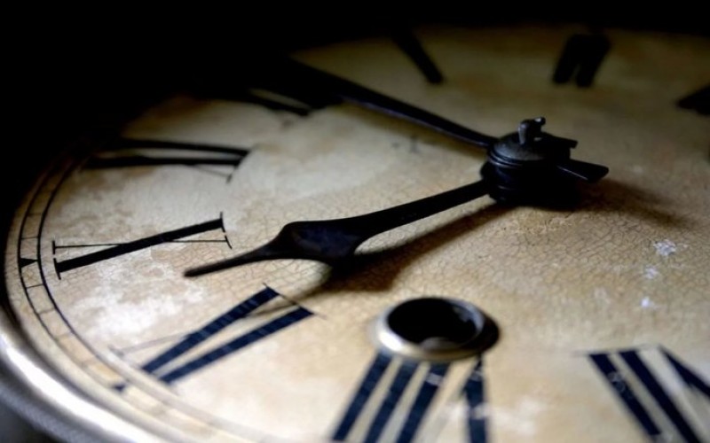 Старые часы