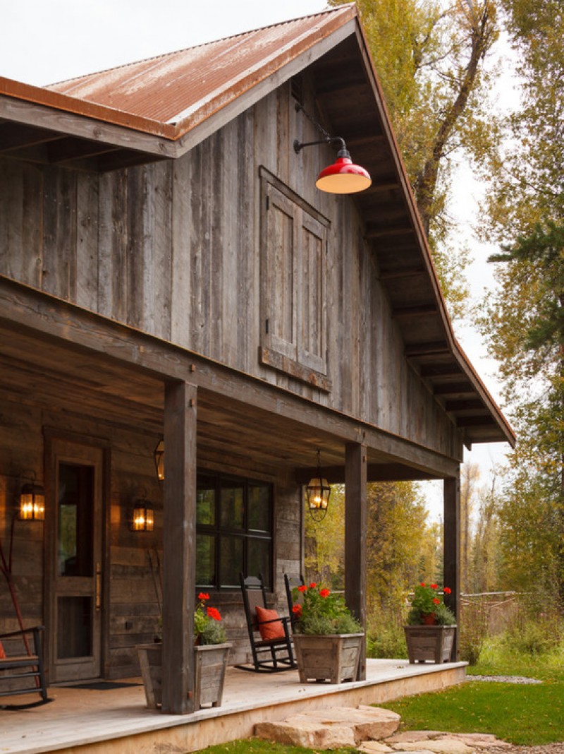 Barn House на сваях