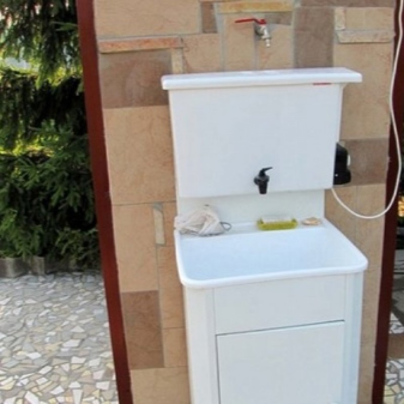 Умывальник дачный. Умывальник дачный. Умывальник мойдодыр с тумбой антик серебро. Рукомойник для дачи уличный. Уличный умывальник.