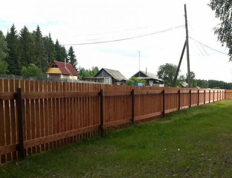 Какие винтовые сваи выбрать для забора