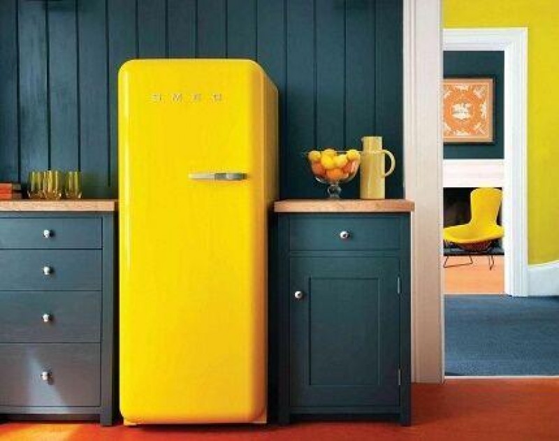 Холодильник серии FAB в кухонном интерьере