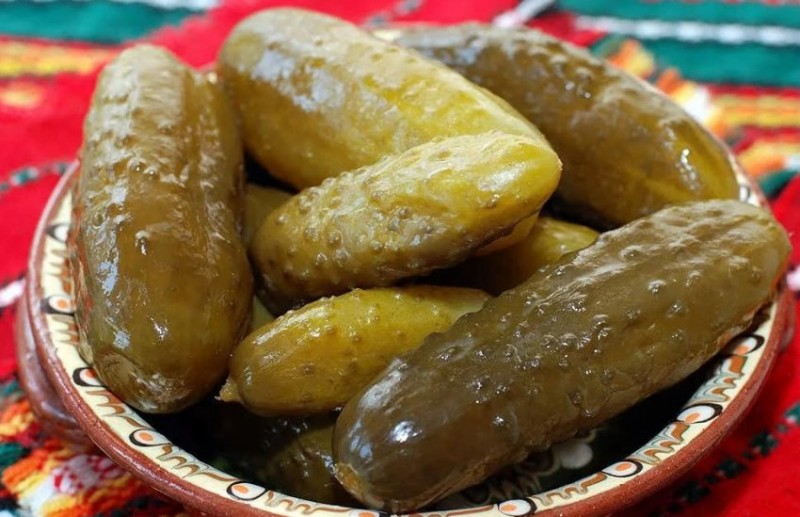 Солёные огурцы