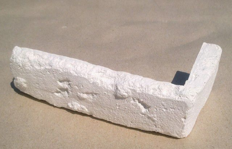 Гипсовая лепнина таврос. Поворотный уголок гипса. Гипс уголок. Карниз orac c338 ba'rock. Гипсовый угол.