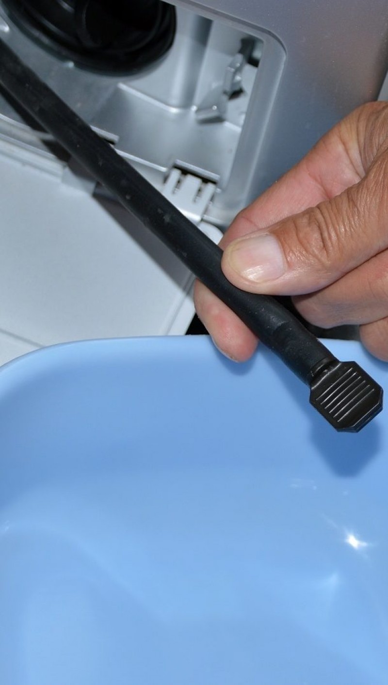 Чистка стиральной машины. Солита 3 в 1. Фильтр стиральной машины самсунг f1013j. Сливной фильтр стиральной машины lg. Чистящего где.