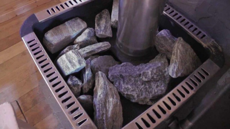 Малиновый кварцит для бани полезные свойства
