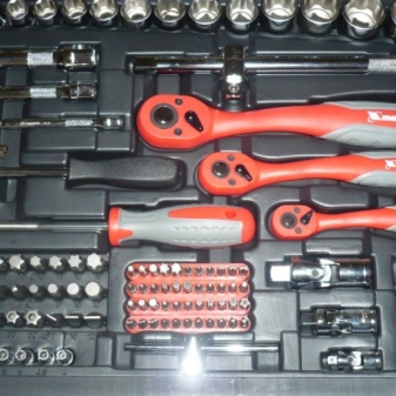 Наборы matrix professional. Набор инструментов Matrix 13555. Набор инструментов Матрикс 216. Набор инструментов Matrix professional 13555. Набор головок Матрикс 216 предметов.