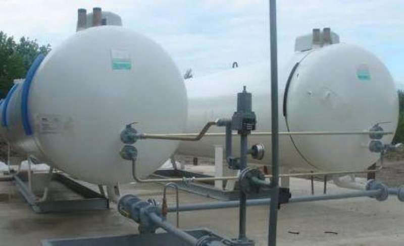 модуль агзс 10кб. газгольдер испаритель 2 емкости. сжиженный природный газ на котельной. резервуарная головка суг. насосная установка суг.