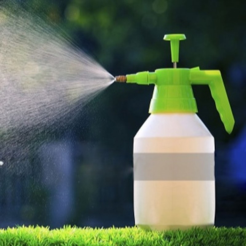 дождевание полив орошение. опрыскивание водой 10. опрыскивание кустарников. опрыскивание. опрыскивание газона.