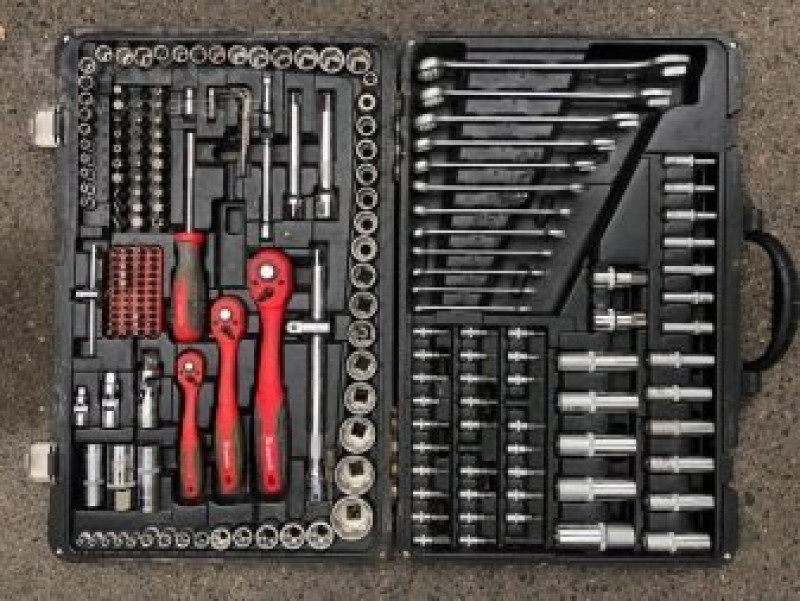 Наборы matrix professional. Набор инструментов Matrix 216. Набор Матрикс 13555. Набор инструментов Matrix 13555. Набор Матрикс 216 предметов.