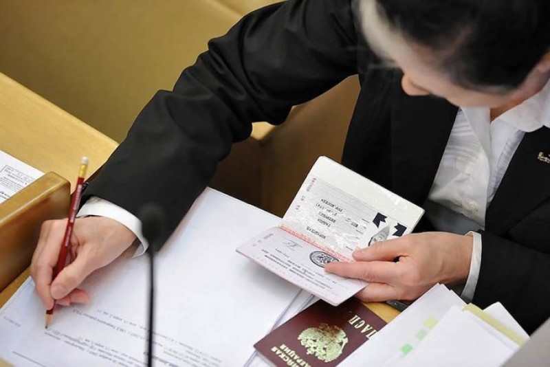 Прописать на своей жилплощади можно любого гражданина