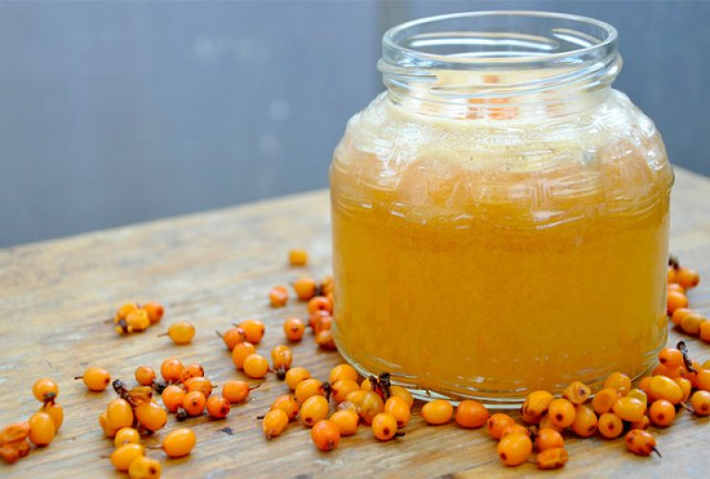 Облепиховый сок. Sea Buckthorn Juice. Облепиховый мед. Облепиха с медом. Варенье из облепихи с медом.