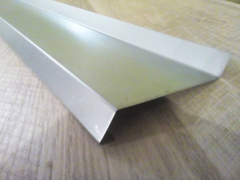 оцинкованный отлив 