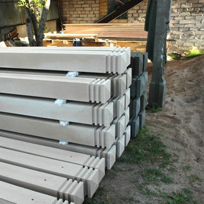 жб фундаментный блок для столбов забора. бетонные столбы для забора. бетонные столбики для забора. столб ограждения железобетонный 3. палисад бетонный бордюр.