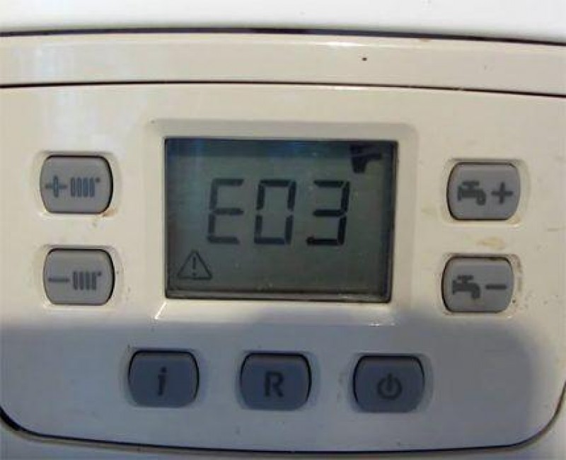 Ошибка котлов baxi. Ошибка е 03 в газовом котле бакси. Котёл бакси ошибка е03. Котёл Baxi ошибка e03. Котел Baxi ошибка e003.