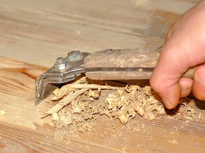 Цикля scraper virutex. Ручная циклевка паркета. Машинка для циклевки паркета. Ручная машинка для циклевки паркета. Циклевка инструмент ручной.