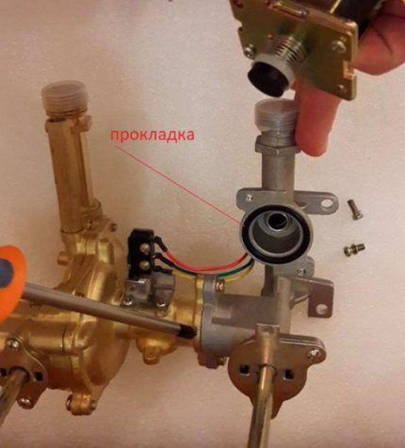 Не срабатывает газовый клапан. Газовая колонка АЕГ электромагнитный клапан.
