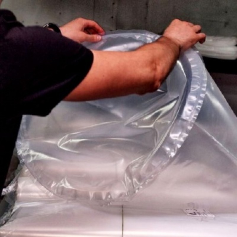 Как сделать пакет из пленки. Прозрачный пакетик. Целлофановые пакеты для рассады. Термоусадочные пакеты для паллет. Подарочный пакет своими руками из пленки.