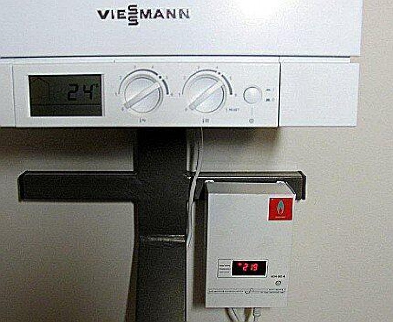 Стабилизатор для котла. Стабилизатор напряжения для газового котла Viessmann. Стабилизатор напряжения 220в для газового котла отопления Вайлант. Стабилизатор напряжения для газового котла Висман 24. Стабилизатор напряжения для газового котла бош 6000 24 КВТ.