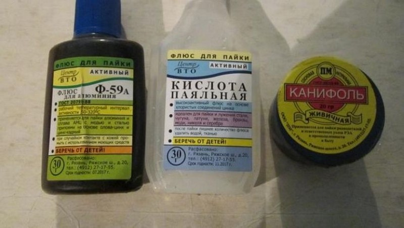 Существуют различные виды флюса