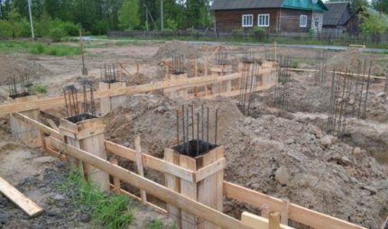 Упоры для опалубки фундамента